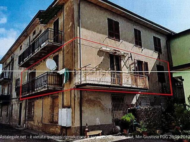 Appartamento in vendita di 108 m² in Via del Follo, 10