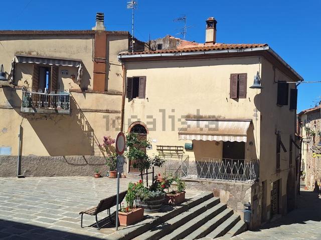 Appartamento in vendita di 108 m² in Via della Torre, 7
