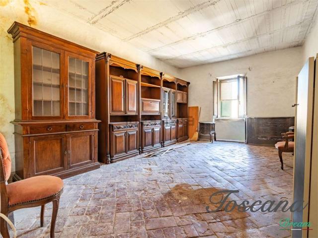 Appartamento in vendita di 108 m² in Via Di Mezzo, 2