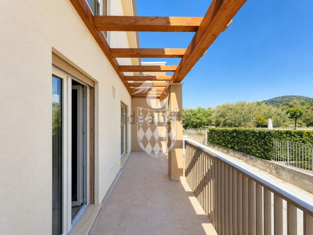 Appartamento in vendita di 108 m² in Via di Mezzo