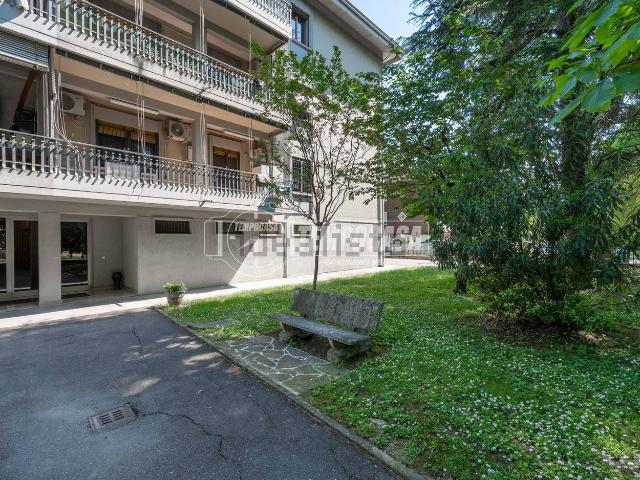 Appartamento in vendita di 108 m² in Via Emile Zola, 2