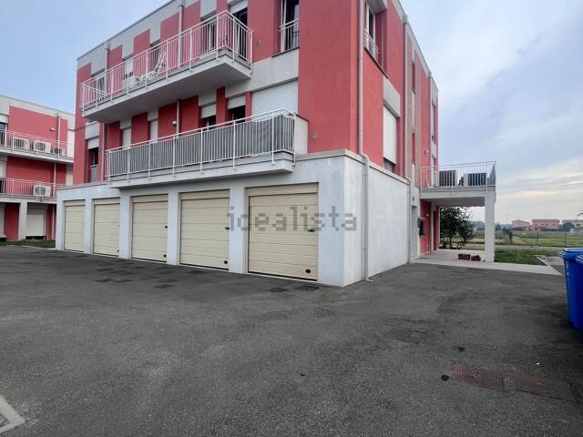 Appartamento in vendita di 108 m² in Via Eleonora Duse, 212