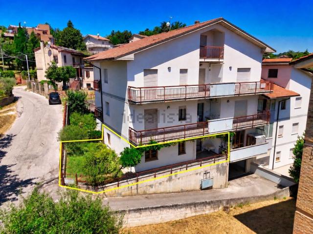 Appartamento in vendita di 108 m² in Via Fonte Marta, 182
