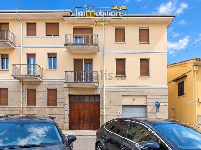 Appartamento in vendita di 108 m² in Via Felice Cavallotti