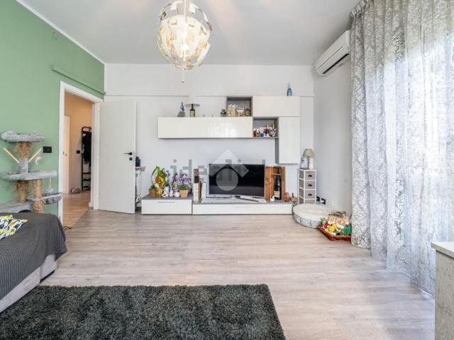 Appartamento in vendita di 108 m² in Via Ferdinando Magellano, 16