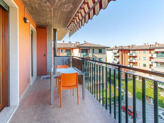 Appartamento in vendita di 108 m² in Via Imola, 12