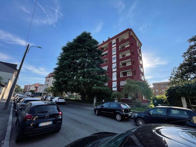 Appartamento in vendita di 108 m² in Via Ippolito Pindemonte, 15
