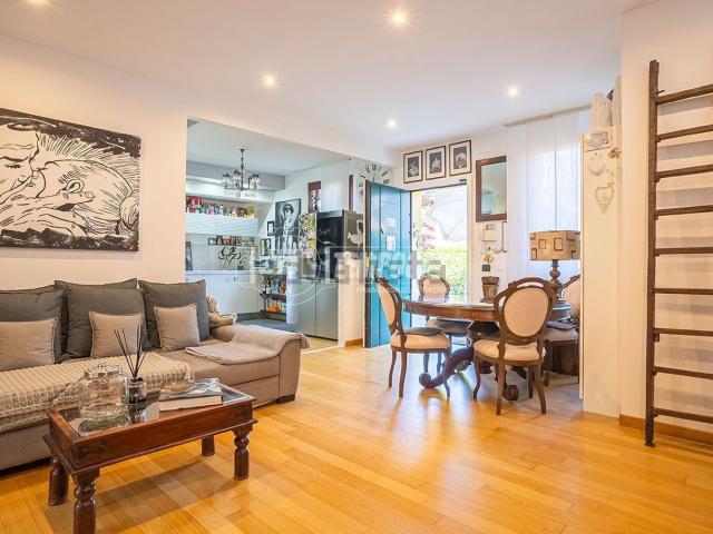Appartamento in vendita di 108 m² in Via Isabella D&apos Este, 82
