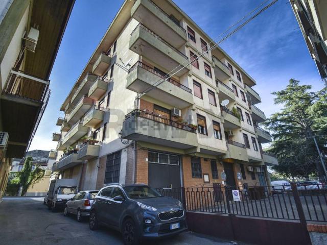 Appartamento in vendita di 108 m² in Via Luigi Capuana, 10