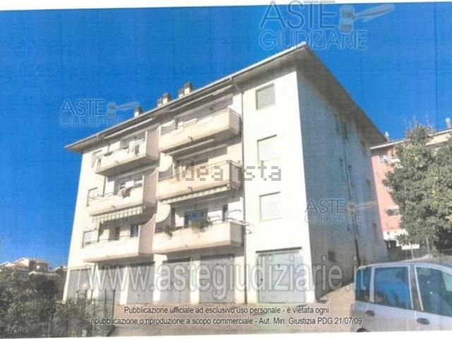 Appartamento in vendita di 108 m² in Via Monte Bertona, 2