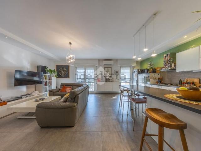 Appartamento in vendita di 108 m² in Via Monte Manno, 31