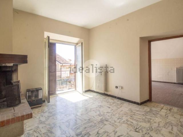 Appartamento in vendita di 109 m² in Via Montesanto, 27