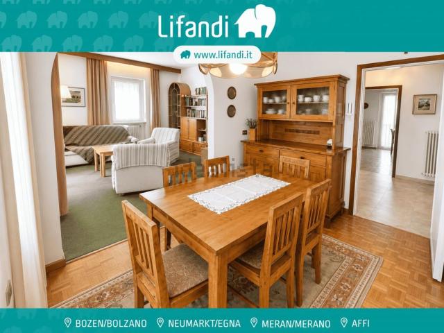 Appartamento in vendita di 108 m² in Via Magazzini