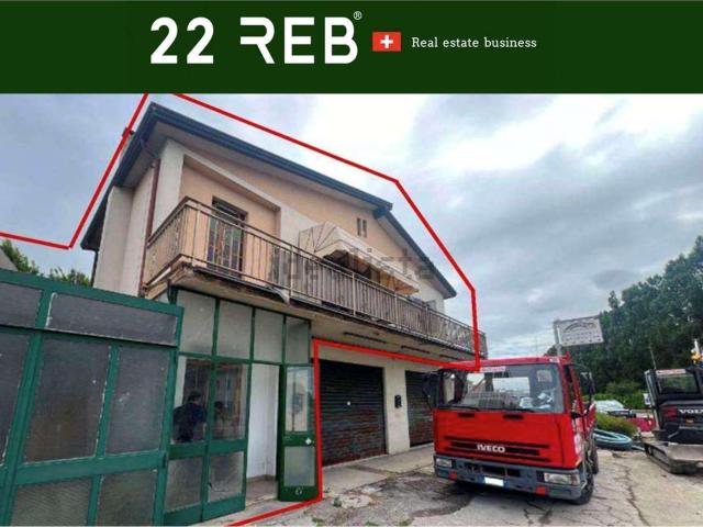 Appartamento in vendita di 108 m² in Via Noventana