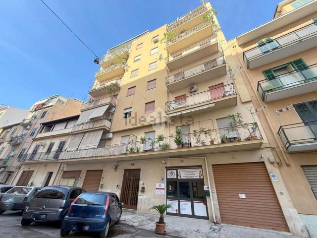 Appartamento in vendita di 108 m² in Via Nicola Balcescu, 18