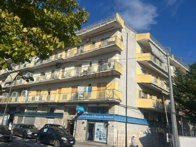 Appartamento in vendita di 108 m² in Via San Donato