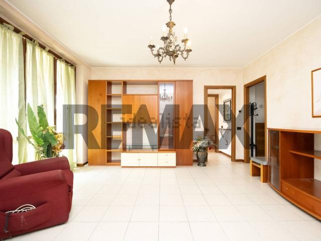 Appartamento in vendita di 108 m² in Via Sandro Pertini, 30