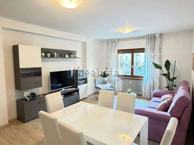 Appartamento in vendita di 108 m² in Via Simon da Cusighe, 12