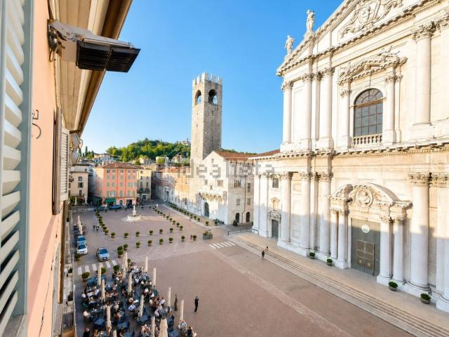 Appartamento in vendita di 108 m² in Via Padre Giulio Bevilacqua, 2
