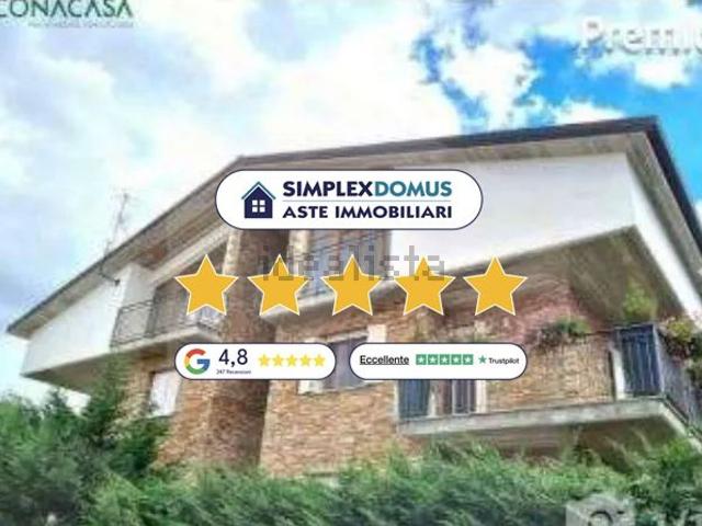Appartamento in vendita di 108 m² in Via Pietransieri