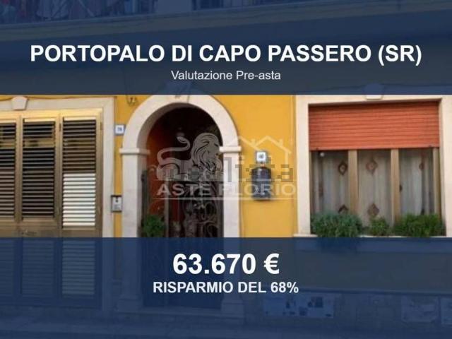 Appartamento in vendita di 108 m² in Via Principe di Piemonte, 80