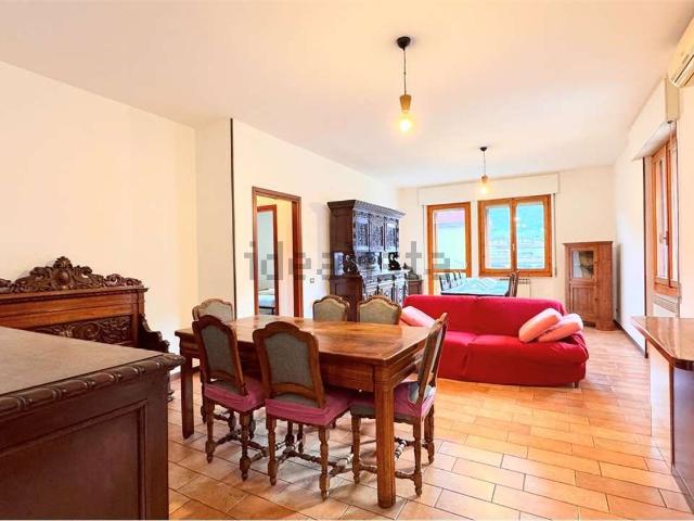 Appartamento in vendita di 108 m² in Via Provinciale