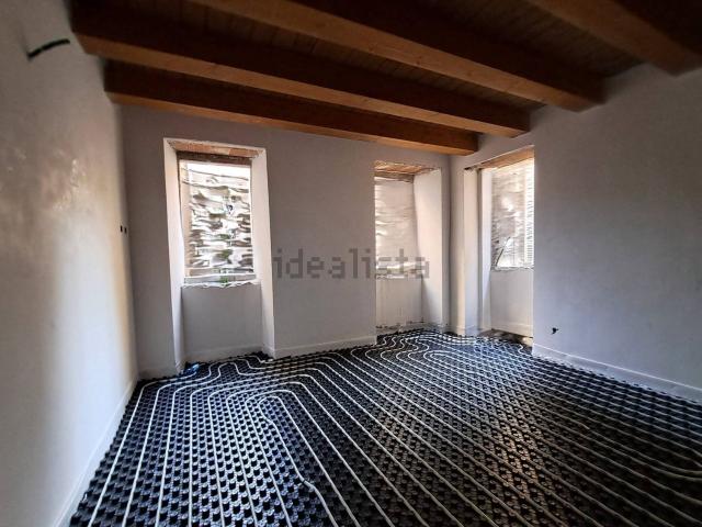 Appartamento in vendita di 108 m² in Via Tornasacco