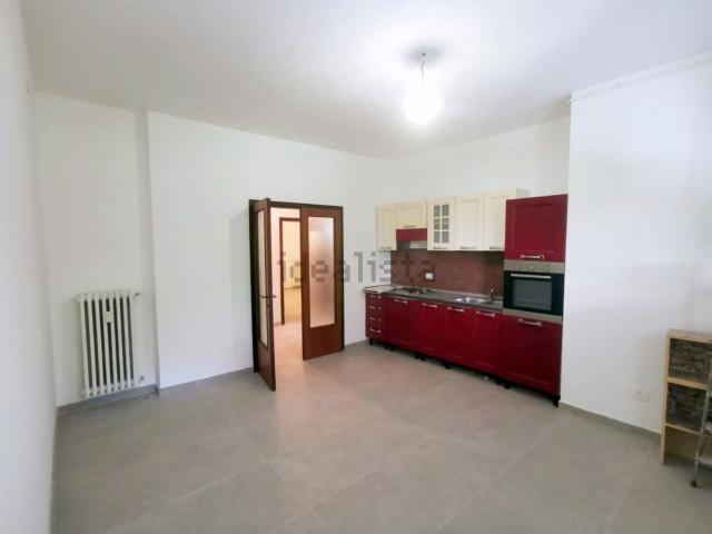Appartamento in vendita di 108 m² in Via Tirana