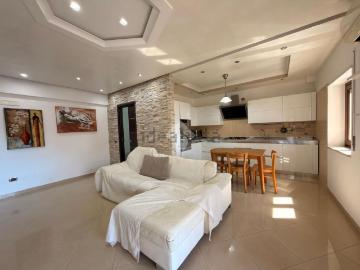 Appartamento in vendita di 108 m² in Via Unione Europea