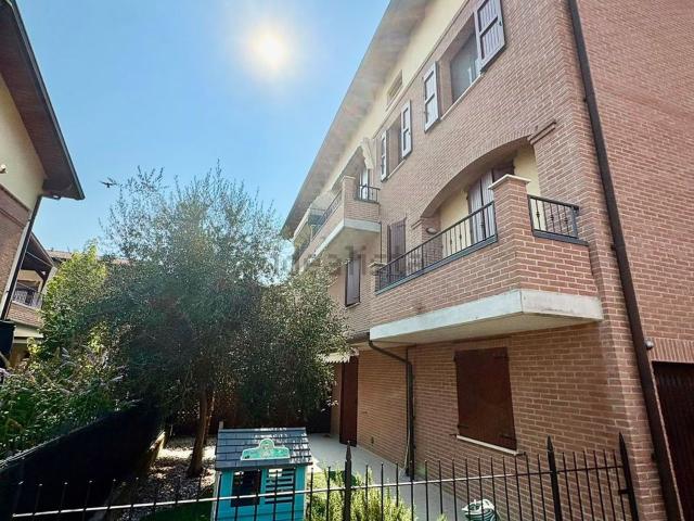 Appartamento in vendita di 108 m² in Via V. Alfieri, 8