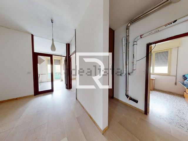 Appartamento in vendita di 108 m² in Via Ventottesima Brigata Garibaldi, 7