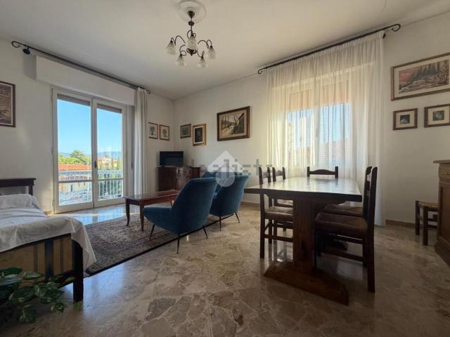 Appartamento in vendita di 108 m² in Via Vittorio Veneto, 86