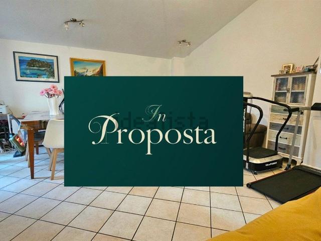 Appartamento in vendita di 108 m² in Via XXV Luglio