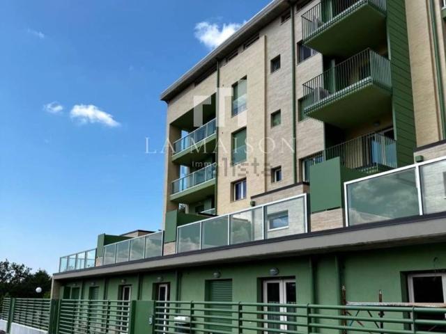 Appartamento in vendita di 108 m² in Viale Duca d&apos Aosta, 71