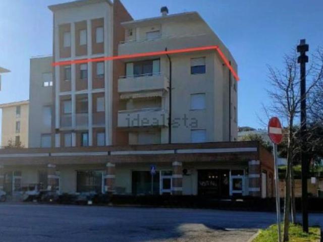 Appartamento in vendita di 108 m² in Viale Europa