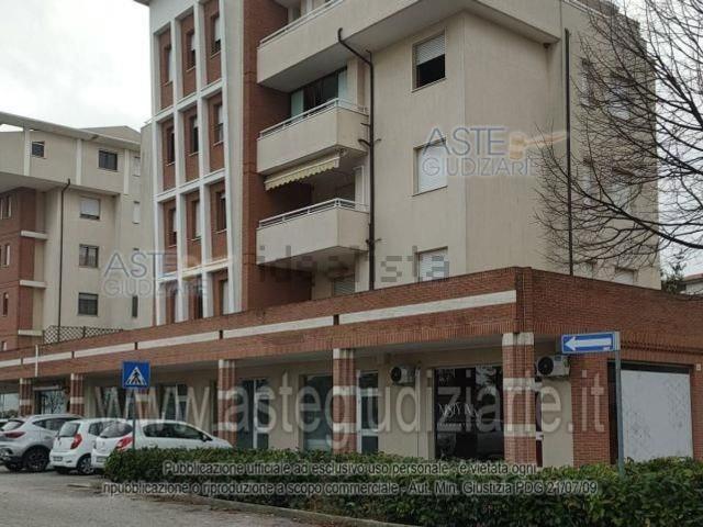 Appartamento in vendita di 108 m² in Viale Europa