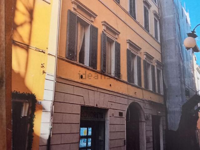 Appartamento in vendita di 108 m² in Corso Giuseppe Garibaldi
