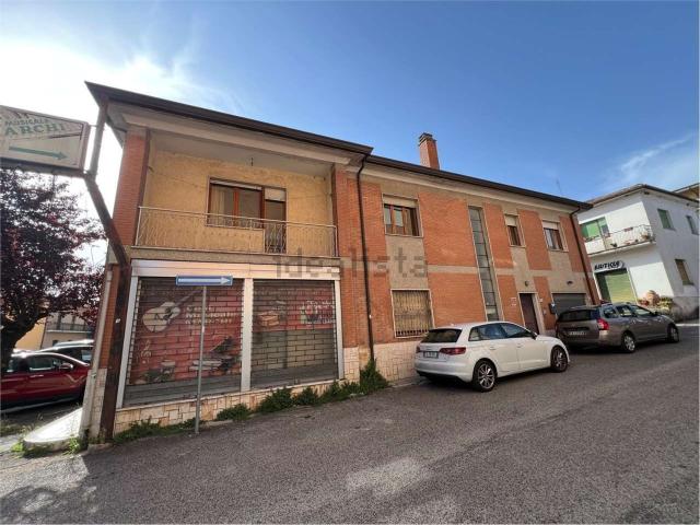 Appartamento in vendita di 108 m² in Corso Munazio Planco