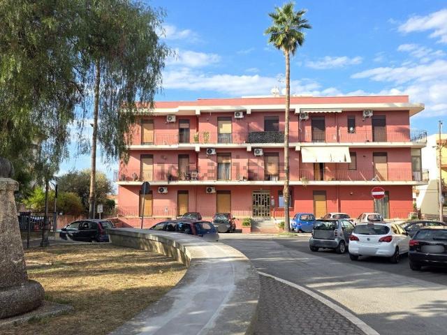 Appartamento in vendita di 108 m² in Piazza Generale Carlo Alberto dalla Chiesa, 18