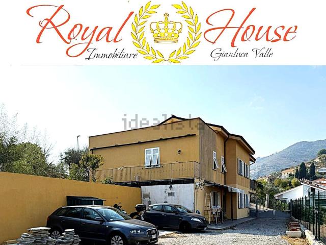 Appartamento in vendita di 108 m² in Strada Mulattiera San Lorenzo, 12