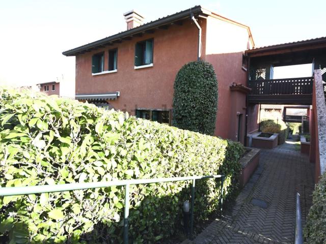 Appartamento in vendita di 109 m² in Via 10 Giornate, 148