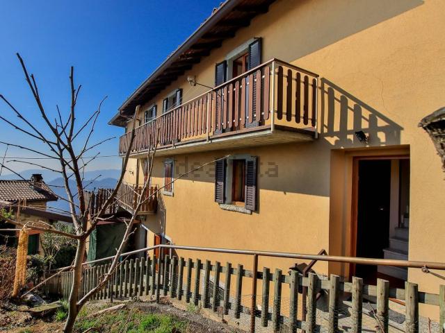 Appartamento in vendita di 109 m² in Via Camutaglio, 15