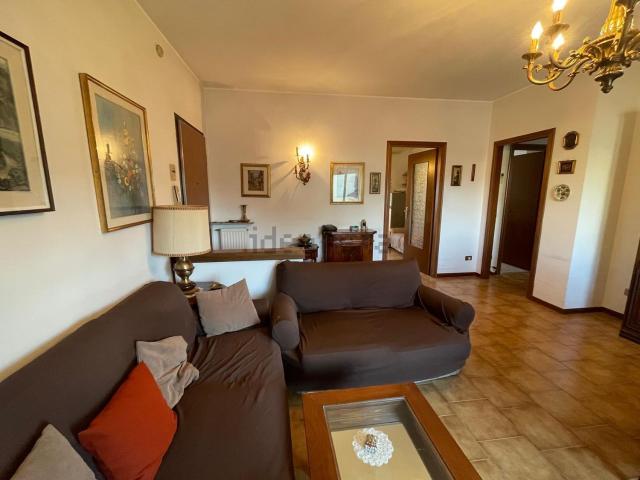Appartamento in vendita di 109 m² in Via Chero