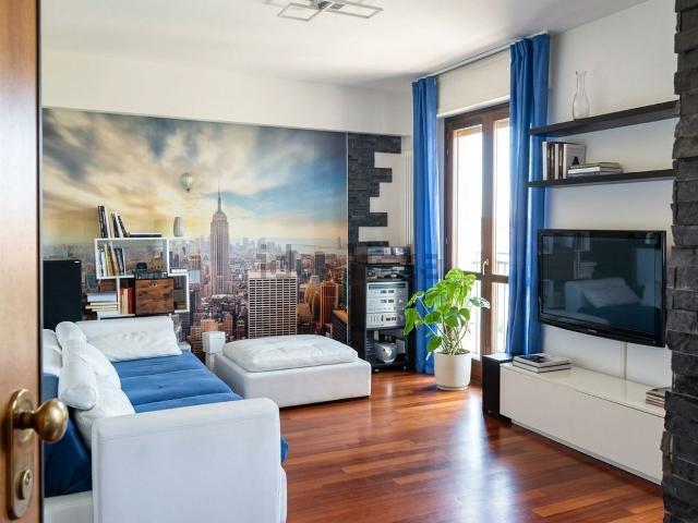 Appartamento in vendita di 109 m² in Via A. Cittadini