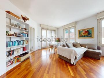 Appartamento in vendita di 109 m² in Via Amatore Sciesa, 4
