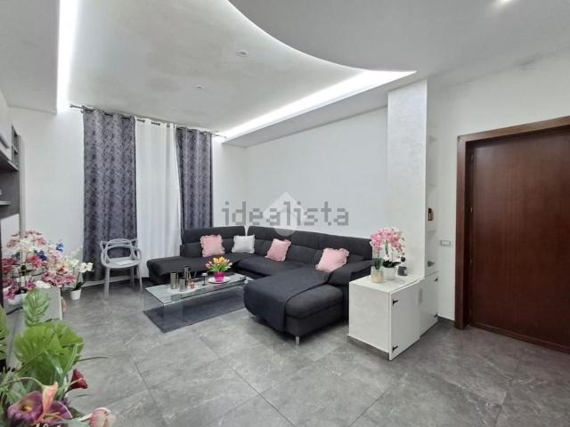 Appartamento in vendita di 109 m² in Via Alcide De Gasperi, 21