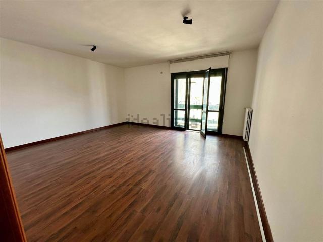 Appartamento in vendita di 109 m² in Via Archimede, 21