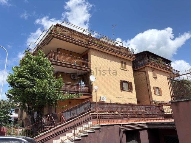 Appartamento in vendita di 109 m² in Via Arno