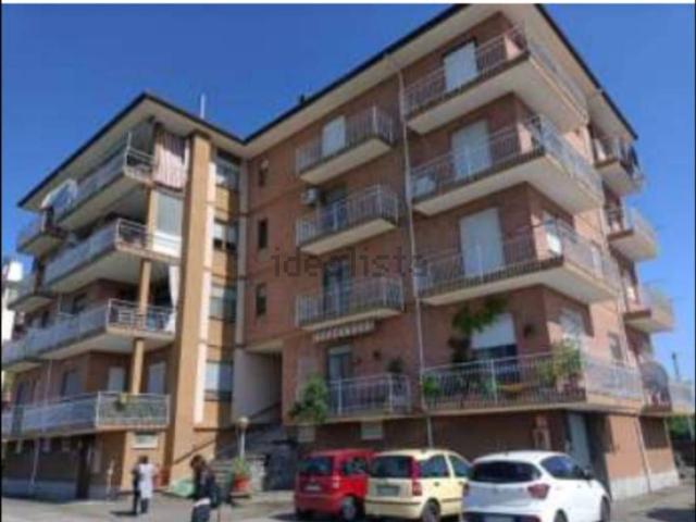 Appartamento in vendita di 101 m² in Via Biella