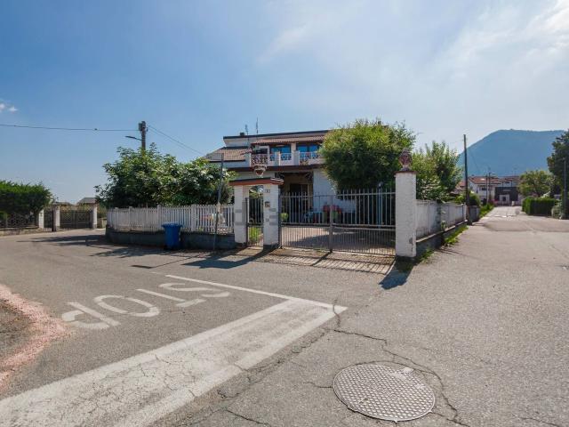 Appartamento in vendita di 109 m² in Via G.verdi, 2